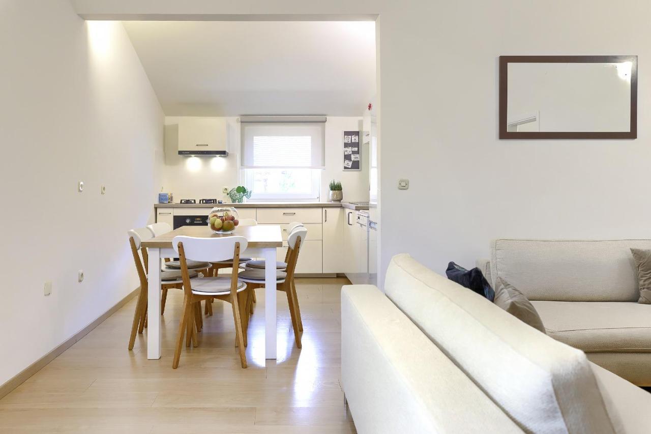 Homestay Pula Exterior photo